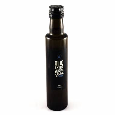 Gli Oli | Olio Extravergine Aromatizzato all'Aglio Gli Oli | Olio Extravergine Aromatizzato all'Aglio
